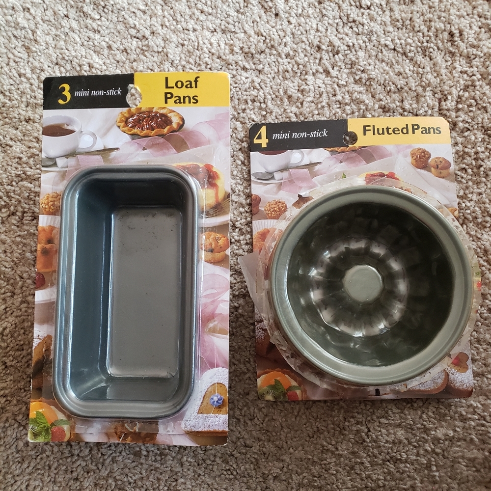 Mini Loaf Pans & Mini Fluted Pans